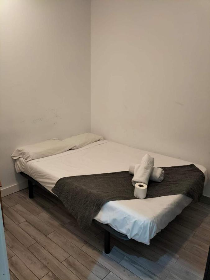 Arce Habitaciones Madrid Extérieur photo